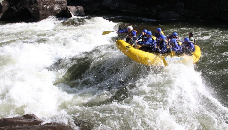 upper-gauley-river-rafting